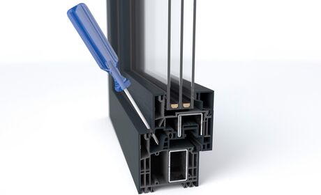 Bild Sicherheitsbeschläge bei Kunststofffenster von Gealan - Querschnitt