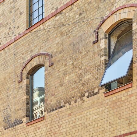 Bild Schwing Fenster für historische Ziegel Gebäude oder Lofts Wohnungen