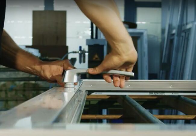 Bild Beschlag und Griffe bei Schiebetüren Smart Slide