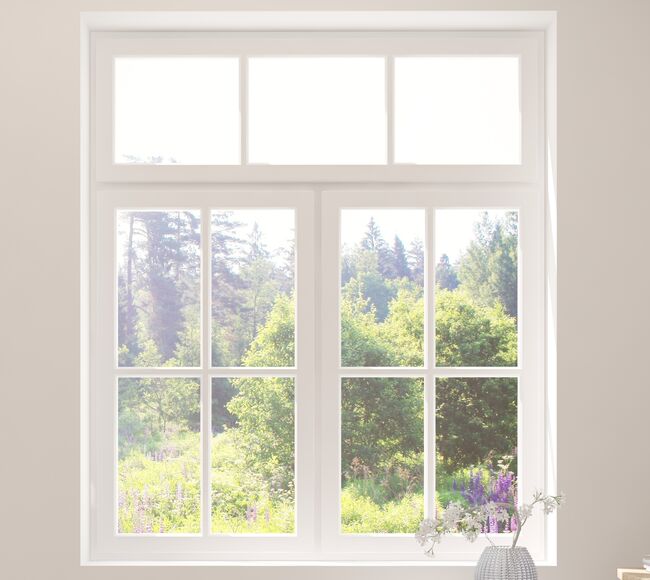Bild Weiße Kunststoff Fenster mit aufliegenden Sprossen und jeder Aufteilung