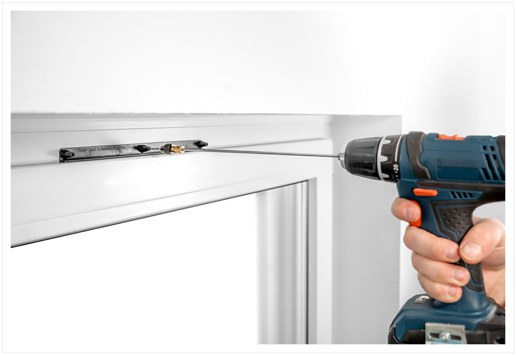 Regel-air® Bohr- und Schneidschablone FFL-uni | Universelle Montagehilfe für Fensterfalzlüfter